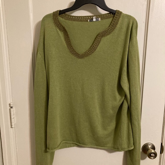 Unique women’s sweater Indigenous One Weave - Picture 1 of 4